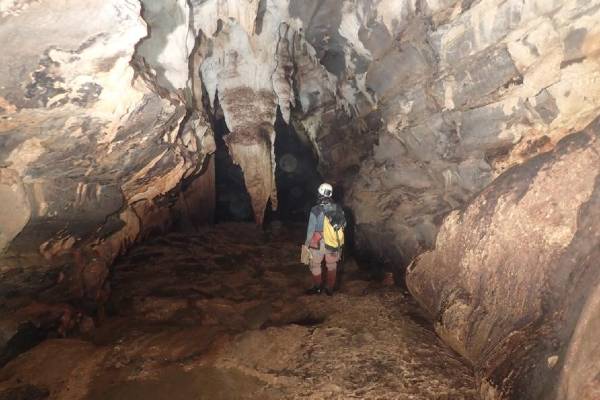 gruta del manto sagrado